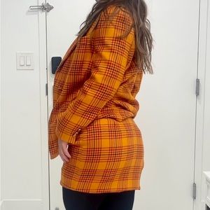 The ORIGINAL BURBERRYS OF LONDON Gorgeous like new Orange Suit Set